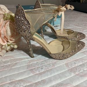 BLUE By Betsy Johnson STELA Champagne Heels